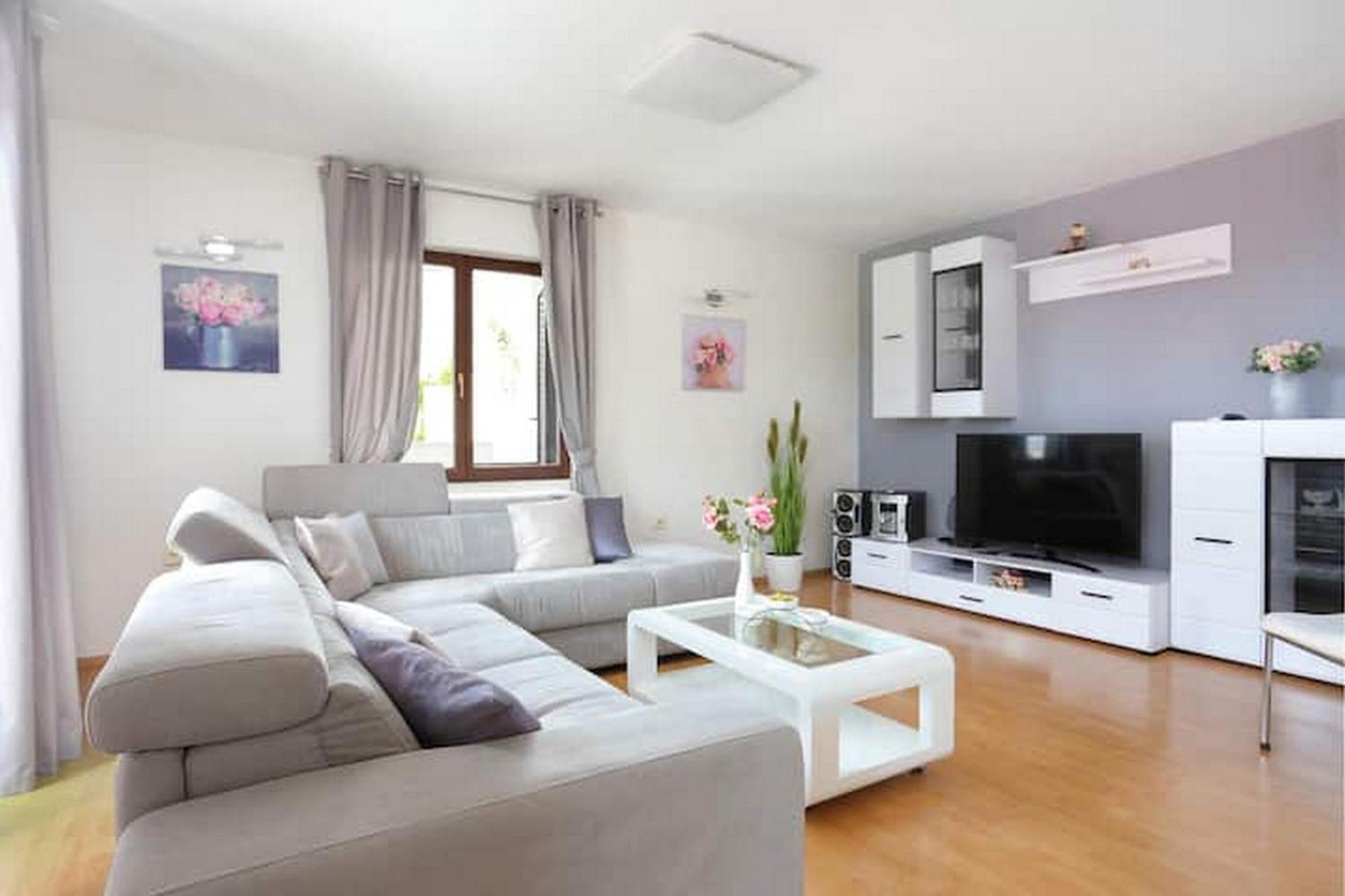 Holiday Home Mons Aureus Gornje Sitno Екстериор снимка