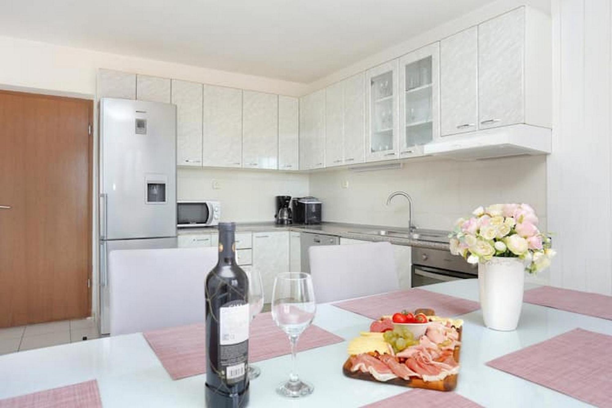 Holiday Home Mons Aureus Gornje Sitno Екстериор снимка