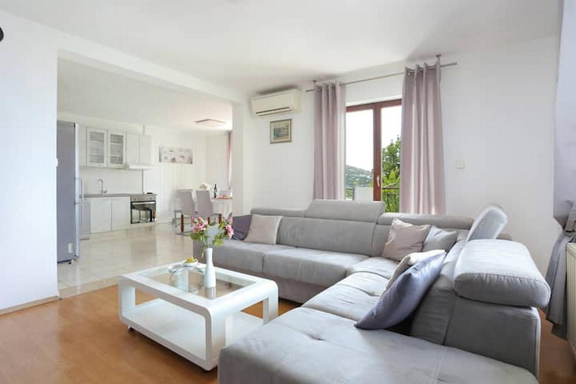 Holiday Home Mons Aureus Gornje Sitno Екстериор снимка