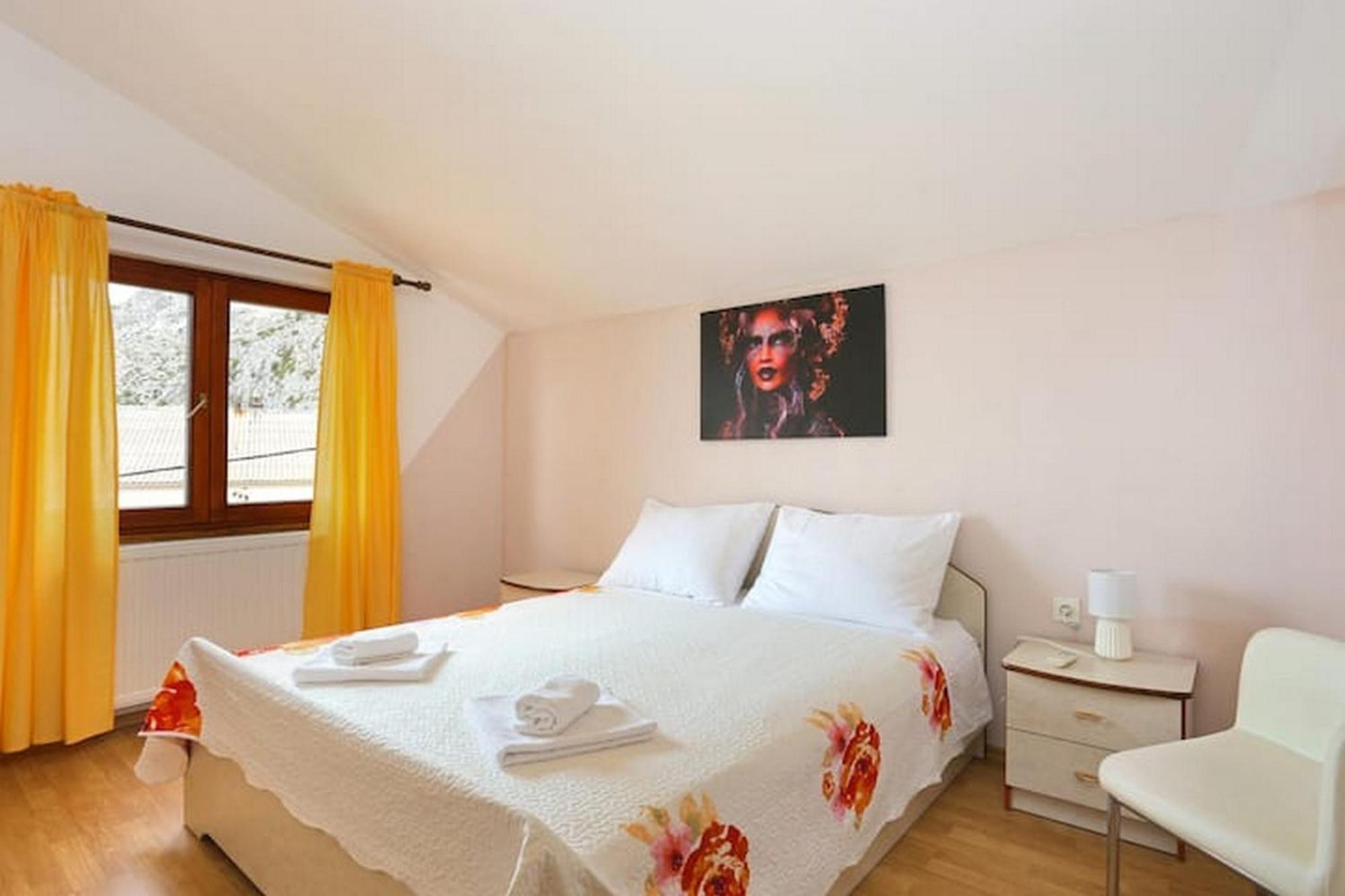 Holiday Home Mons Aureus Gornje Sitno Екстериор снимка