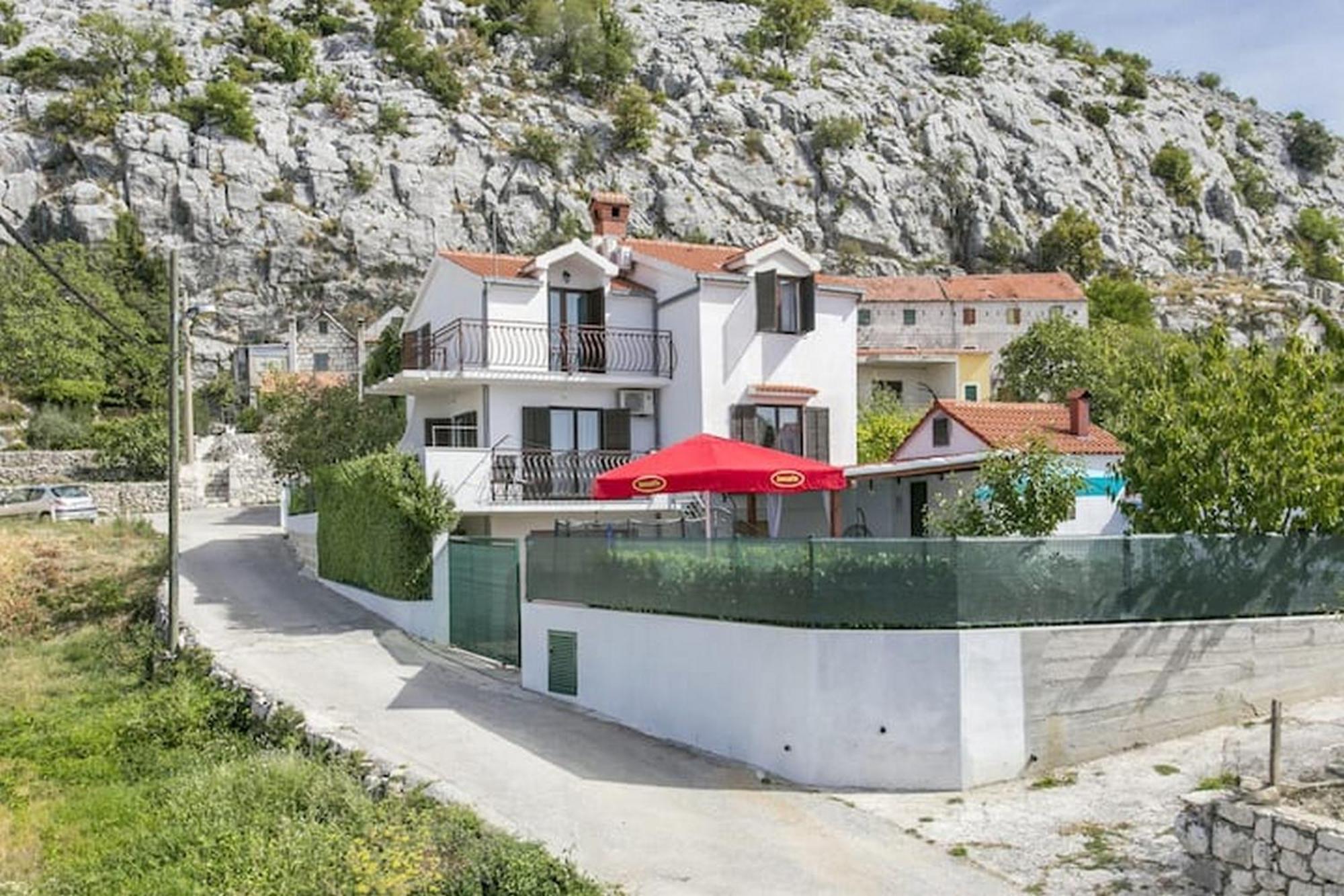 Holiday Home Mons Aureus Gornje Sitno Екстериор снимка