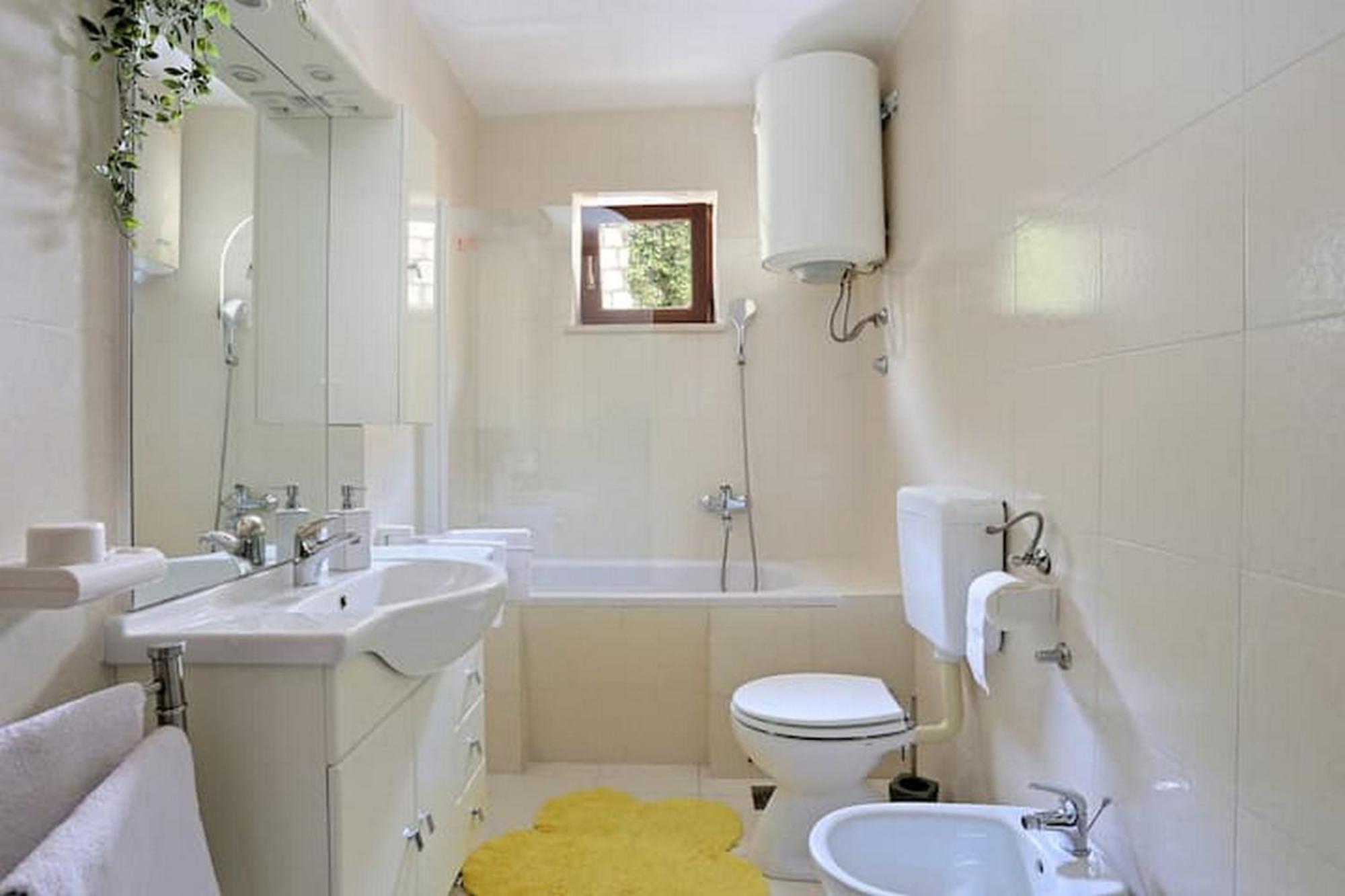 Holiday Home Mons Aureus Gornje Sitno Екстериор снимка