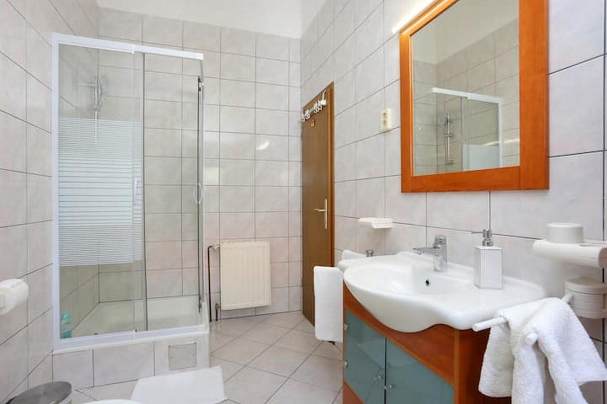 Holiday Home Mons Aureus Gornje Sitno Екстериор снимка
