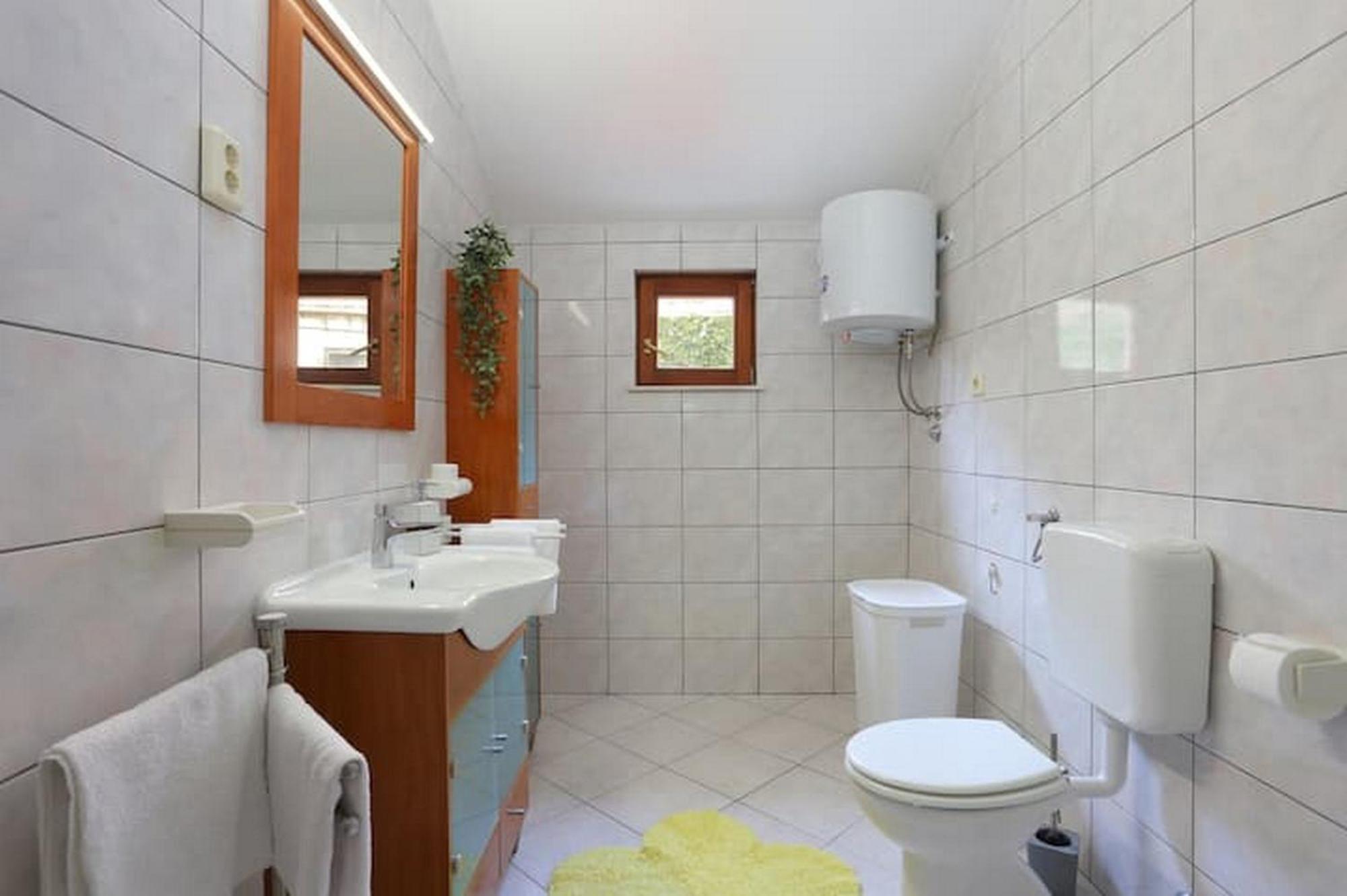 Holiday Home Mons Aureus Gornje Sitno Екстериор снимка