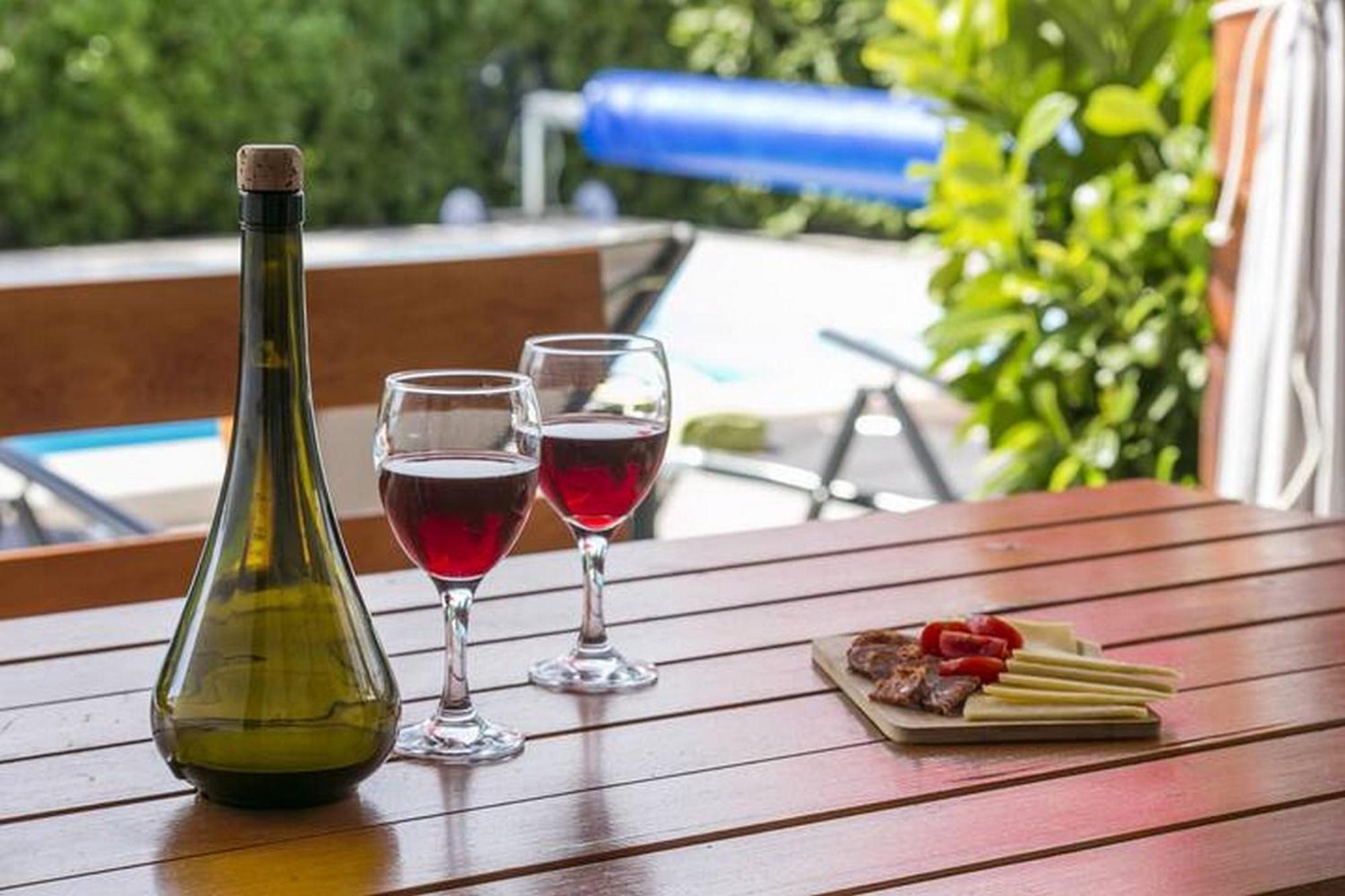 Holiday Home Mons Aureus Gornje Sitno Екстериор снимка